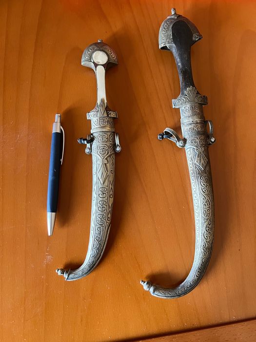 Punhais Marroquinos decorativos