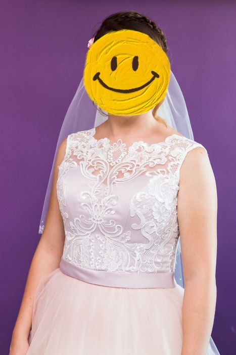 Suknia ślubna na wiązanie