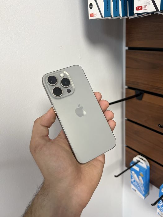 iPhone 15 Pro 128gb / Айфон / Телефон