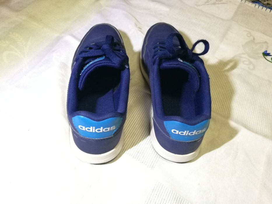 Sapatilha adidas menino 38