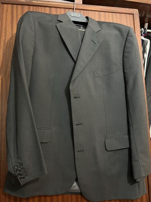 Fatos em lã como novos