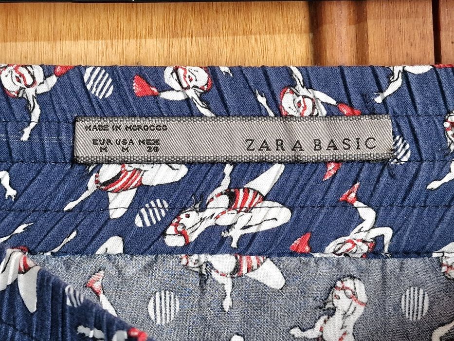 Saia com estampado de nadadora, tamanho M