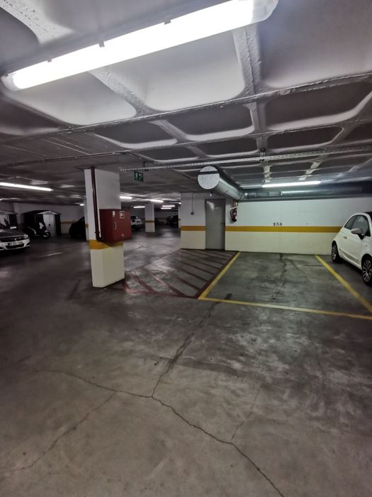 Lugar de garagem/estacionamento 15m2