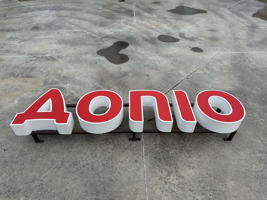 Рекламні букви з підсвіткою