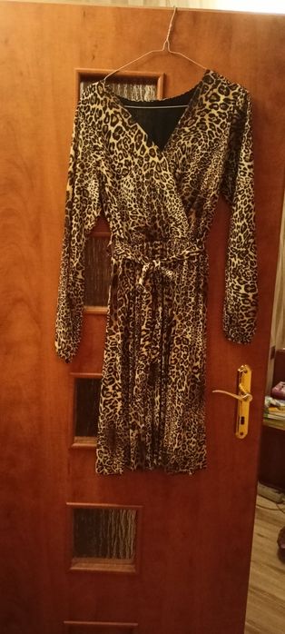 Sukienka w panterkę M