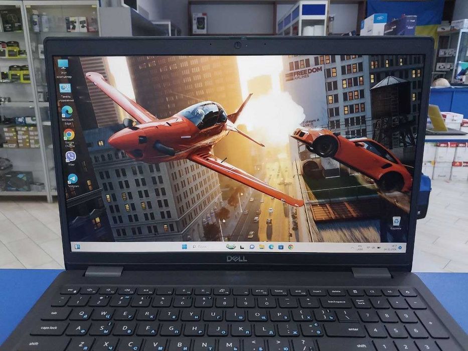 Комфорт+ | Ноутбук ІГРОВИЙ Dell 3520 ПОТУЖНИЙ(Вк.-4Gb)23р,стан НОВОГО!