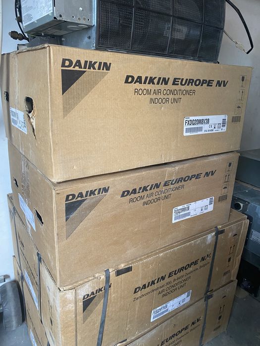 Внутрішній блок FXAQ, FXSQ, FXDQ мультізональной системи VRV  Daikin