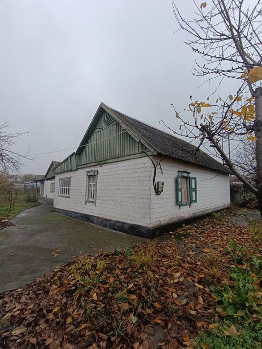 Продам будинок із газовим та пічним опаленням в Аулах!