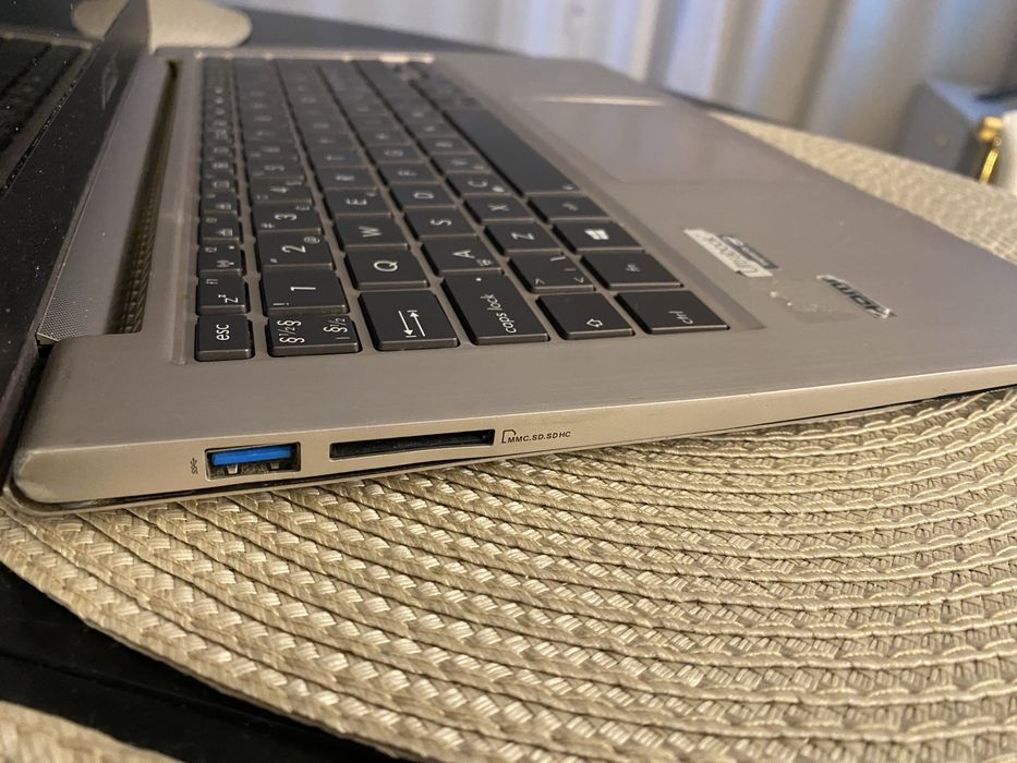 Laptop ASUS UX32