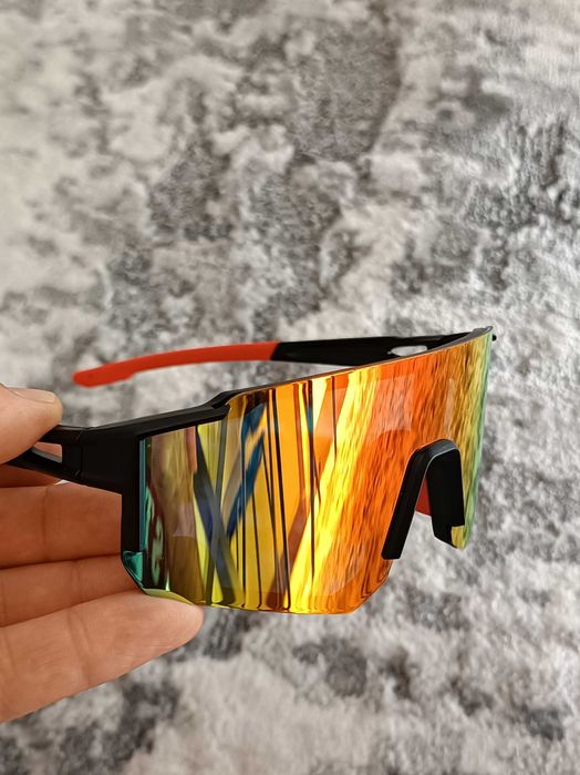 Equipamentos de ciclismo/BTT Capacetes
Meias Selins Sapatos Óculos