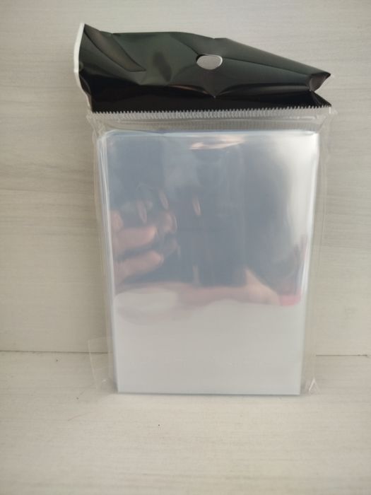 Binder sleeves e top loaders para  Pokémon ou futebol