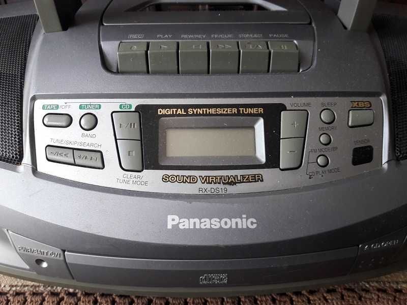 Panasonic RX-DS19 radiomagnetofon