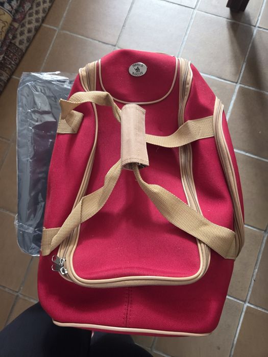 Mala troley de viagem em bom estado