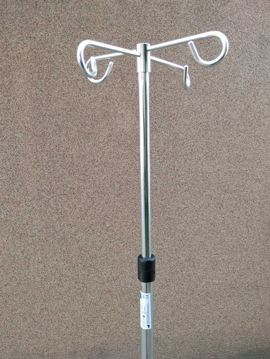 Stojak na kroplówki