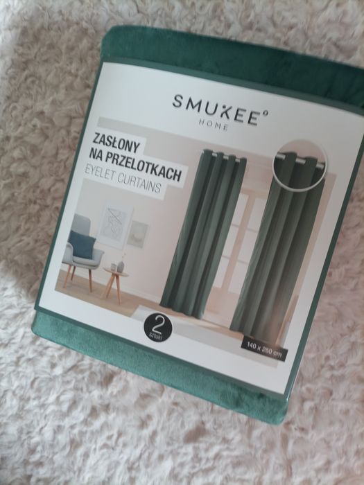 2 zasłony welurowe w kolorze zielonym na przelotkach SMUKEE 2x zasłona