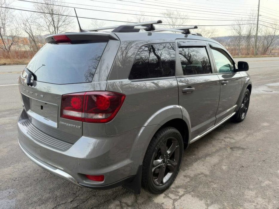 Dodge Journey Crossroad      2019