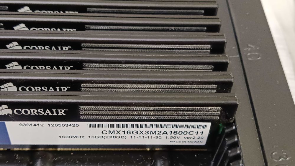 Оперативная память 8GB DDR3 - 1333/1600 для ПК Intel/AMD С РАДИАТОРАМИ