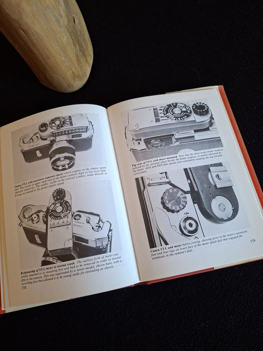 Livro das "Canon rangefinders cameras"
