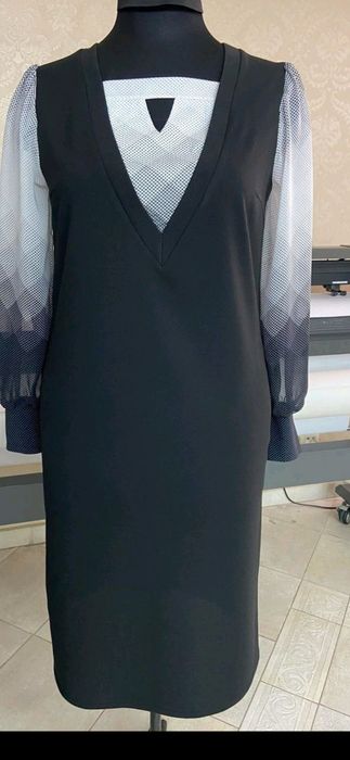 Платья повседневные и нарядные