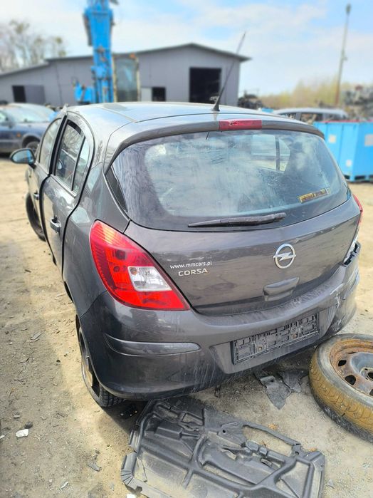 AUTO na Części  Opel Crosa D
