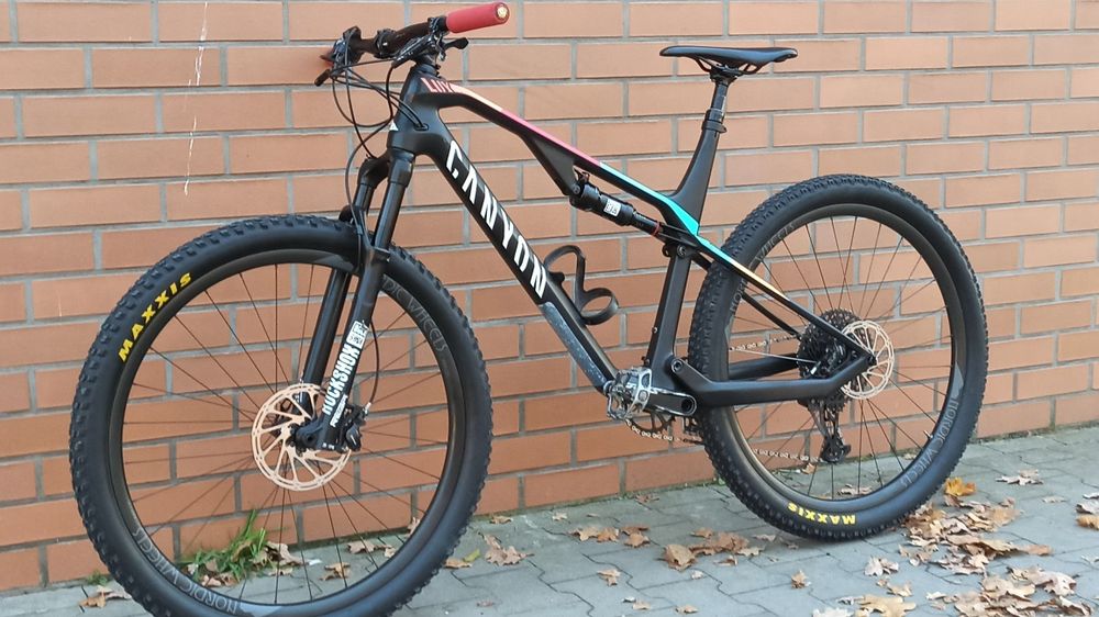 Rower XC/trail Canyon LUX CF 29" XL karbon koła sram rockshox