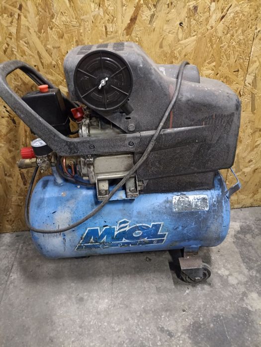 Продам компрессор Miol.