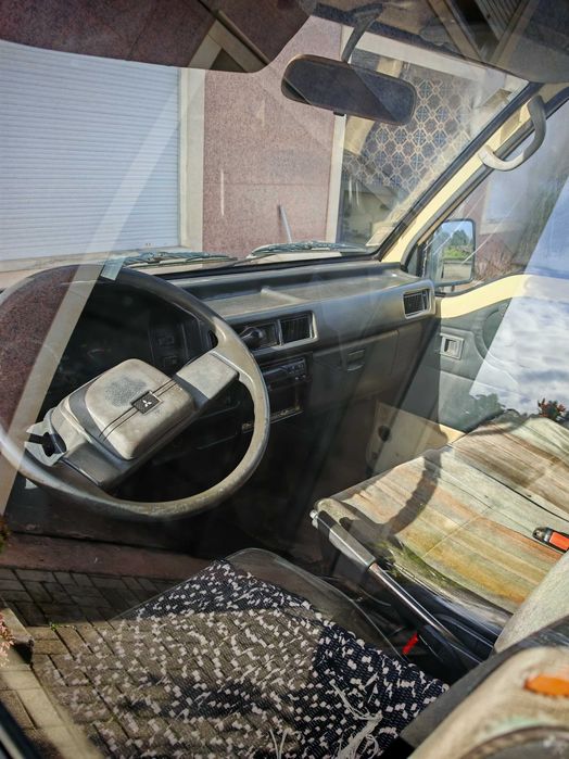 Mitsubishi L300 longa