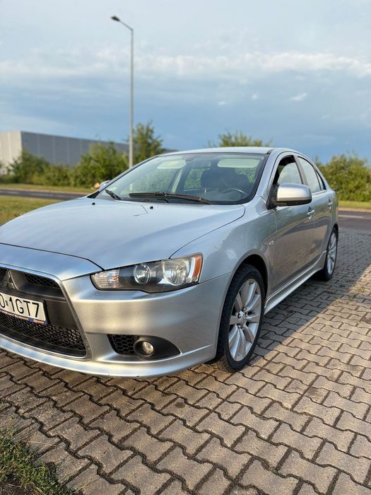 Mitsubishi Lancer Mitsubishi Lancer Sportback 2.0 DI-D 140 KM | 2009 | Titanium Silver