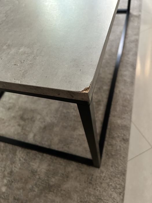 Vendo mesa de centro cinzenta