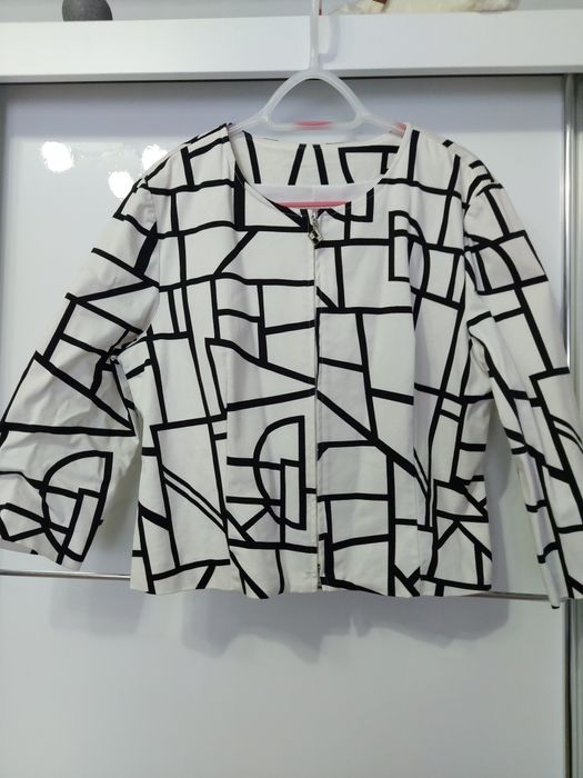 Elegancki krótki żakiet w print rozmiar L XL XXL