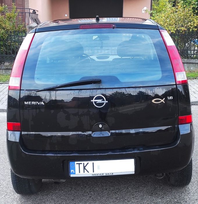 Opel Meriva A garażowany
