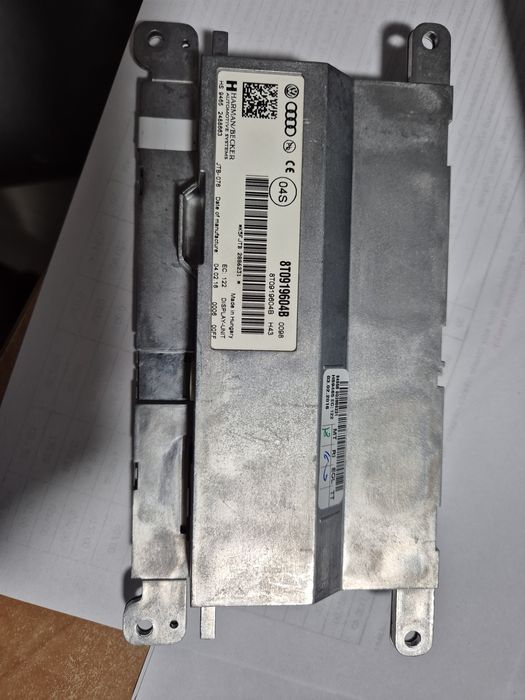 Магнітола на Audi Q 5