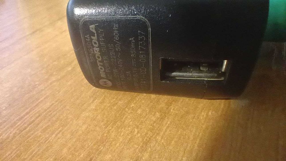 4шт зарядок за 30грн для моторола Apple та інш. 1А