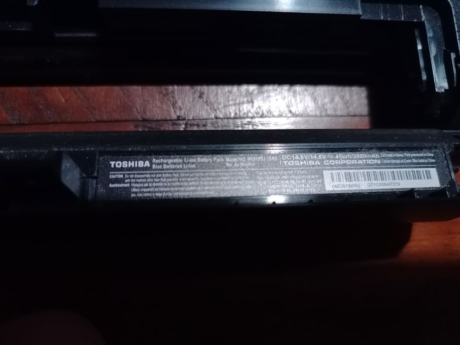 Toshiba Satellite L50B-1JQ