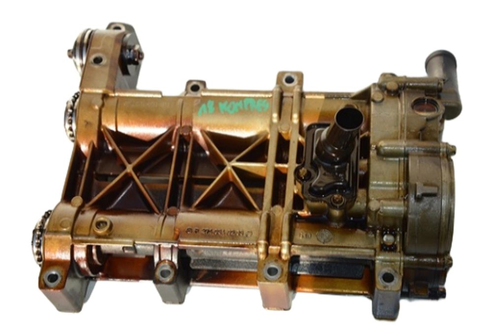 Pompa oleju wałek 2710340203 Mercedes M271 W203 W204 W211