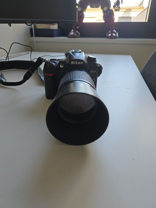 Nikon d7000+ Nikkor 70-300g