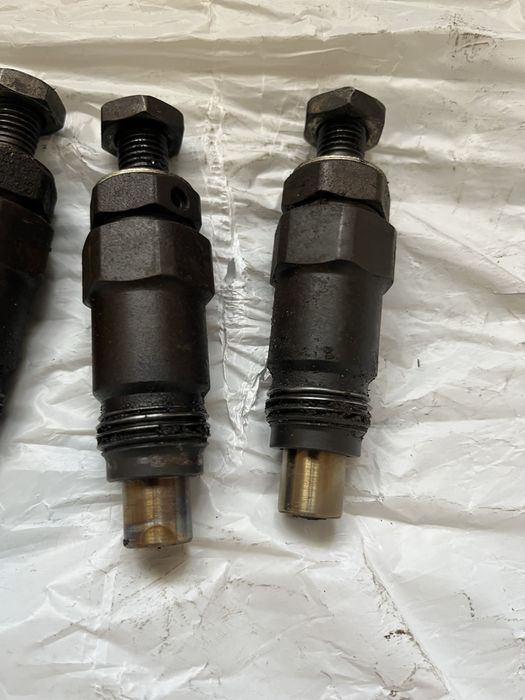 Форсунки дизельная Мазда 2200/323/626, 2,0-2,2 D RFG513H50