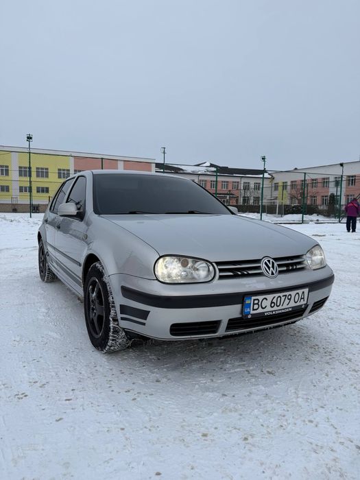 Продам Volkswagen Golf IV 1.6 газ/бензин, автомат