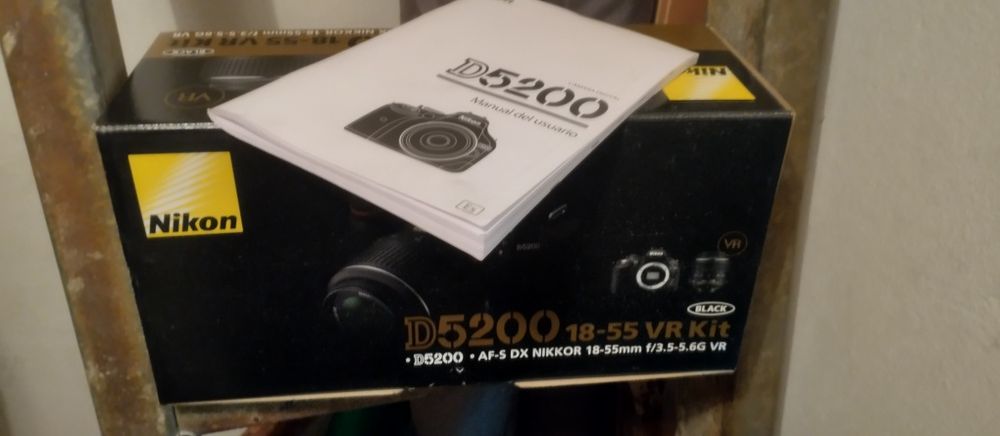 Máquina fotográfica Nikon D520020020000 DR