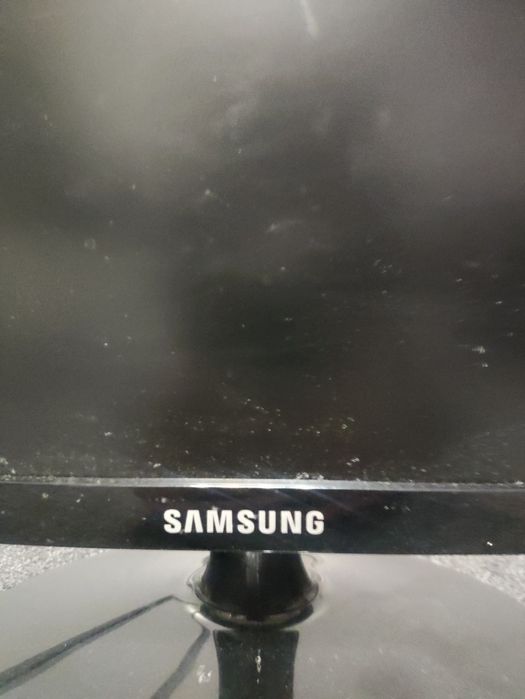Monitor Samsung S24D330H – 24 cale, Full HD, HDMI + VGA