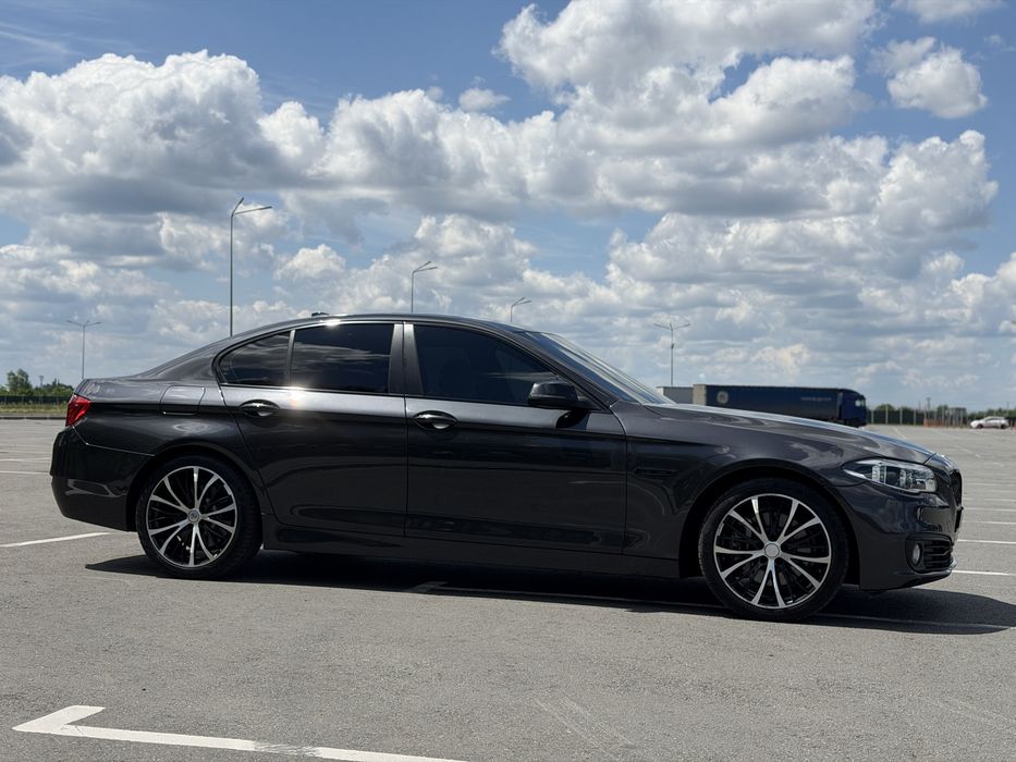 BMW 535i xDrive 2016