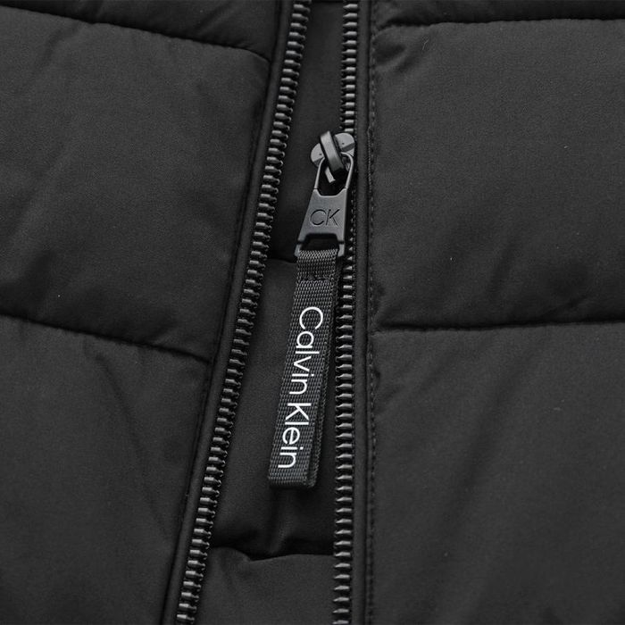 Оригінал 100% чоловіча куртка calvin klein  L