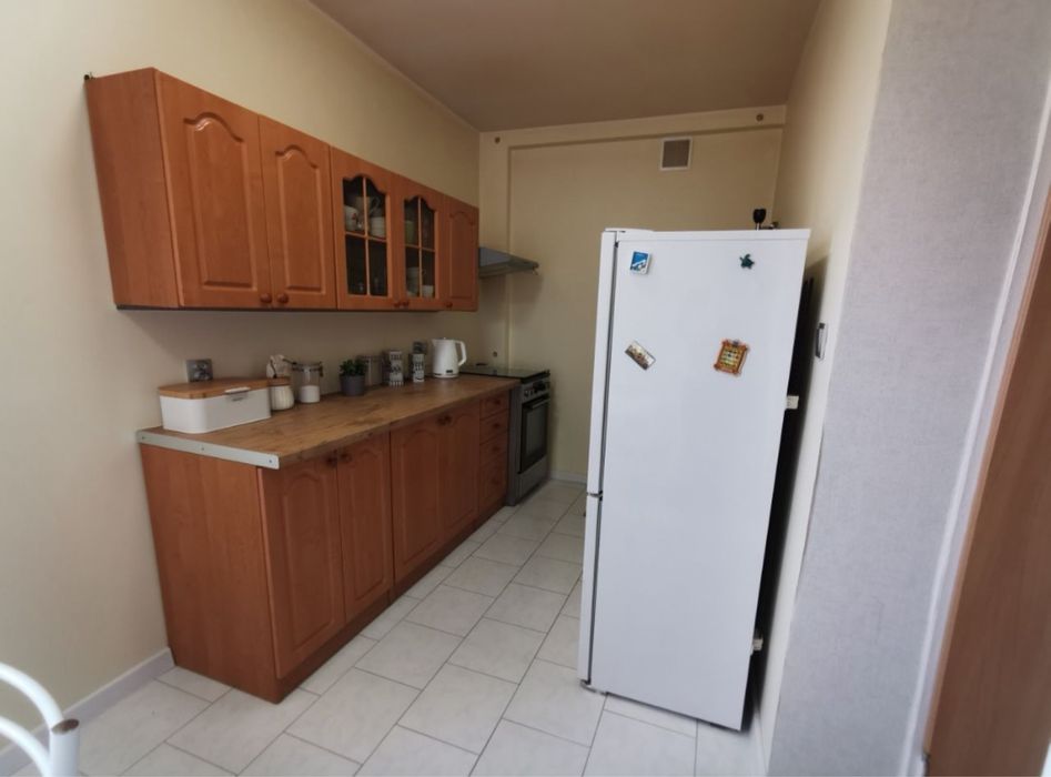Sprzedam jasne i ustawne mieszkanie 2-pokojowe (45,5 m²) z balkonem w ścisłym centrum miasta!