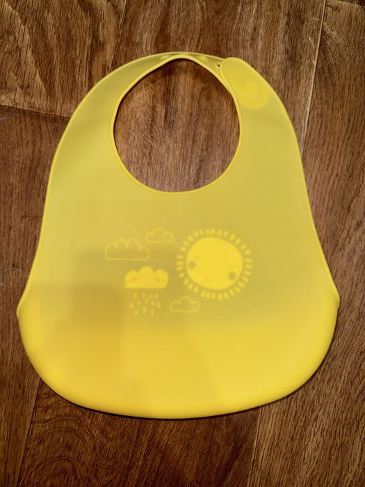 Слинявчик, нагрудник