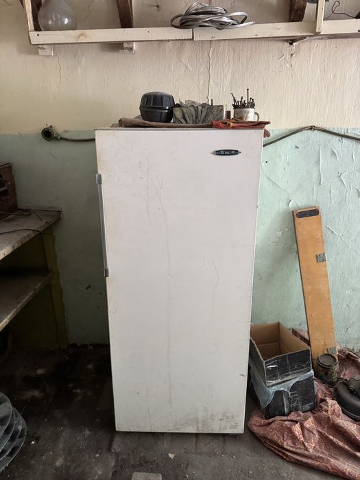 Холодильник ЗИЛ продам