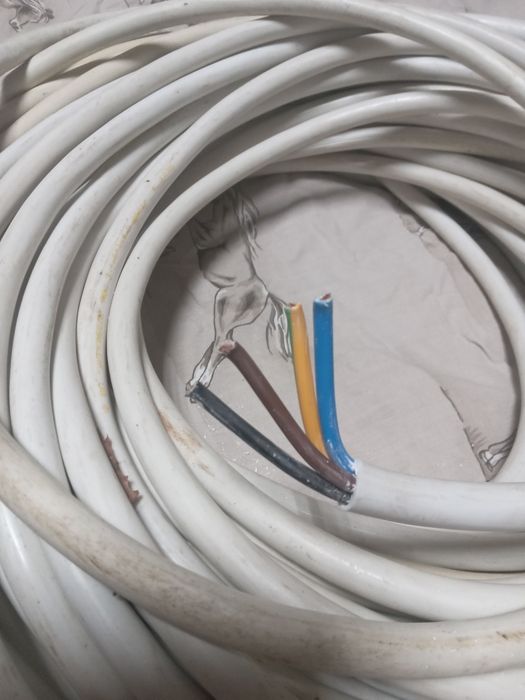 Продам кабель пвс 4*4