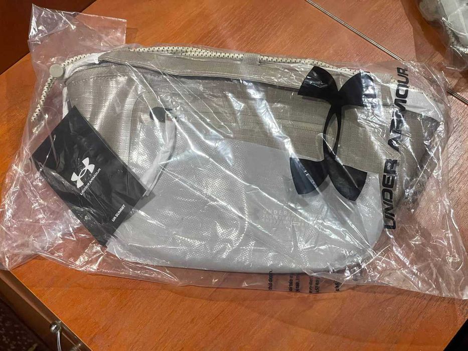 Under Armour UA Summit Waist Bag 1376463-203 сумка бананка оригінал 5л