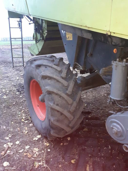 Продам Комбайн   Claas lexion 480