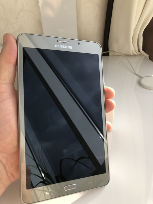 Планшет Samsung galaxy A6 7.0 8 gb