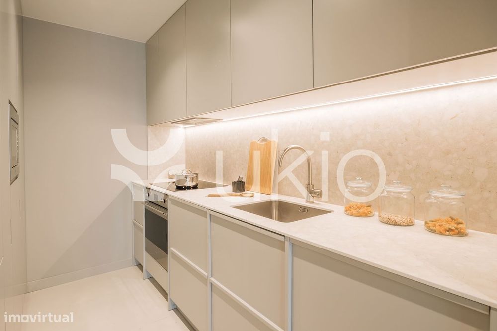 Apartamento T1 com ginásio e piscina em Entrecampos